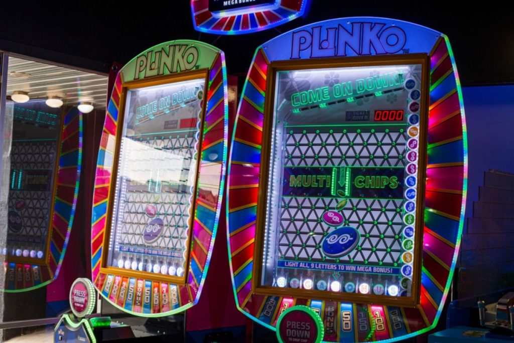 Kas tas Plinko? Azarto kupinas kamuoliuko nuotykis!