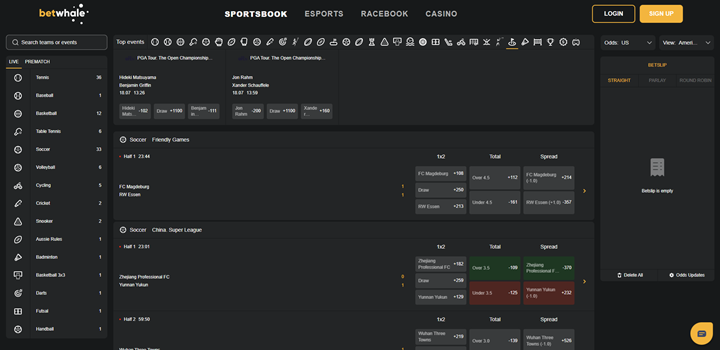 screenshot of BetWhale sportsbook interface showing live betting options and golf odds at Golf Betting Sites 