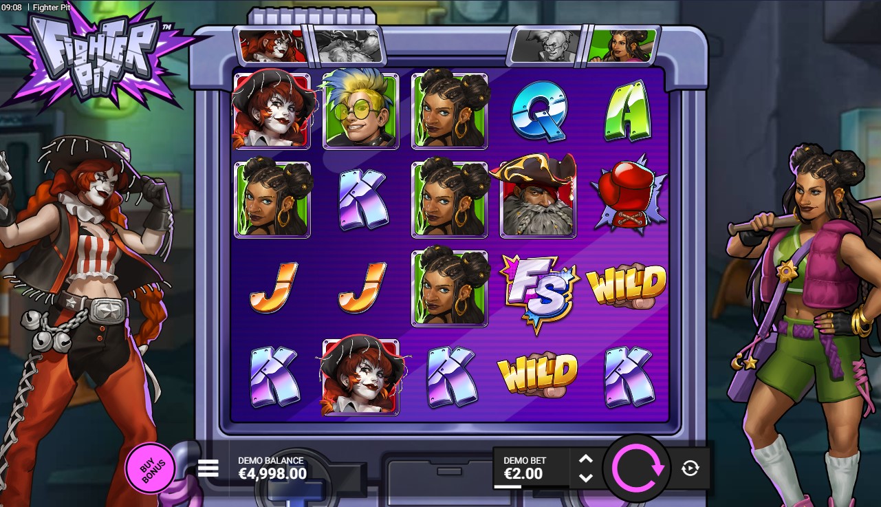Playing Fighter Pit on Demo Mode