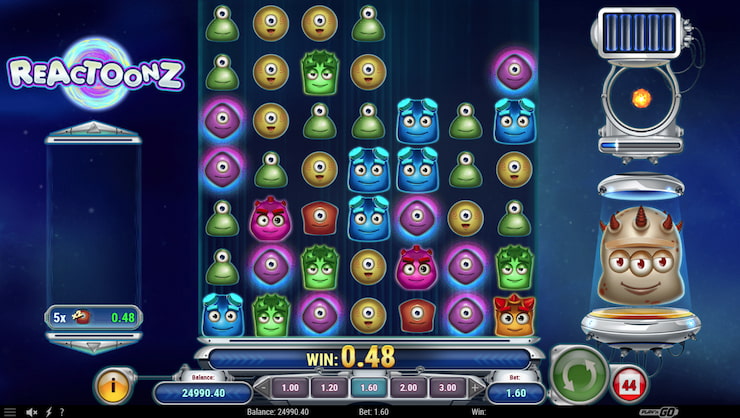 A screenshot of the Reactoonz gameplay.